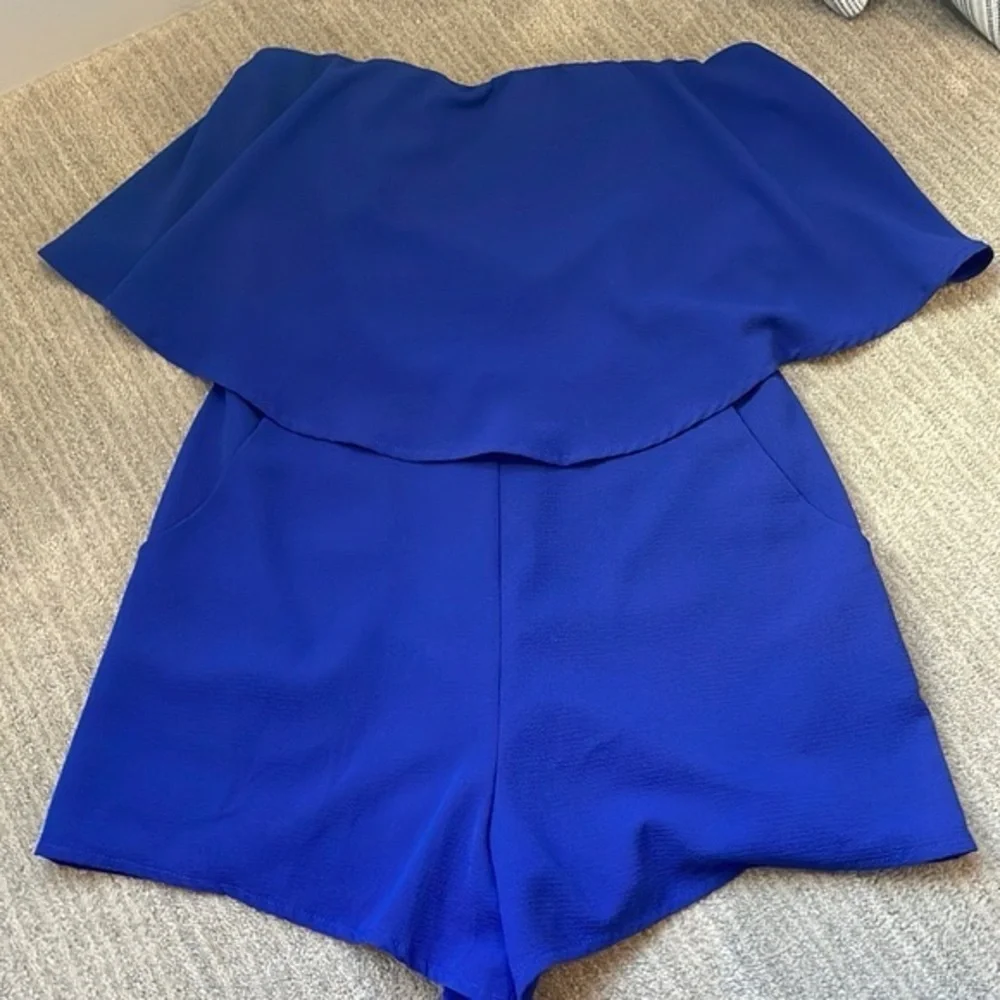 She and Sky NWT Royal Blue Off-Shoulder shorts Romper- size large